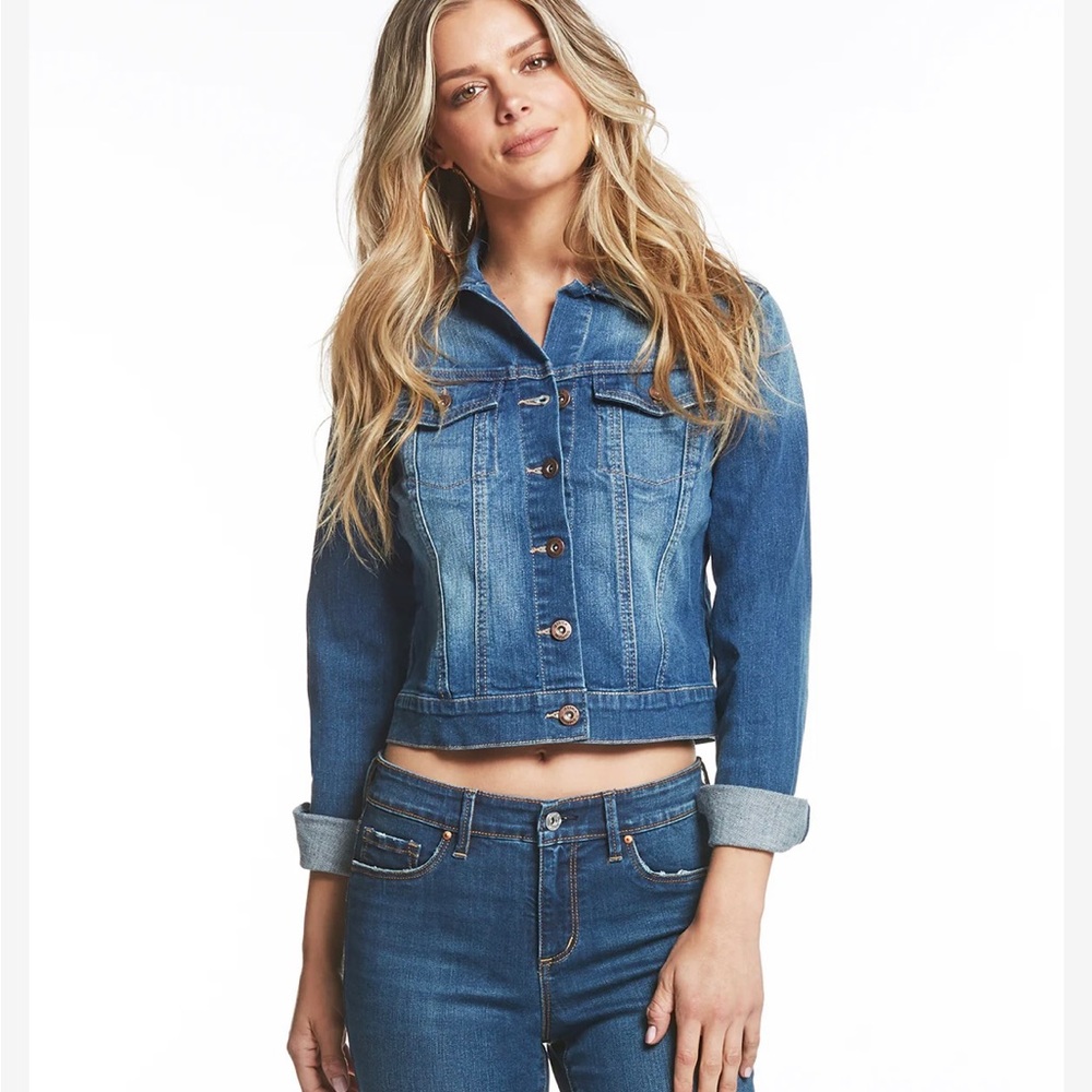Like new Jessica Simpson pixie jean jacket